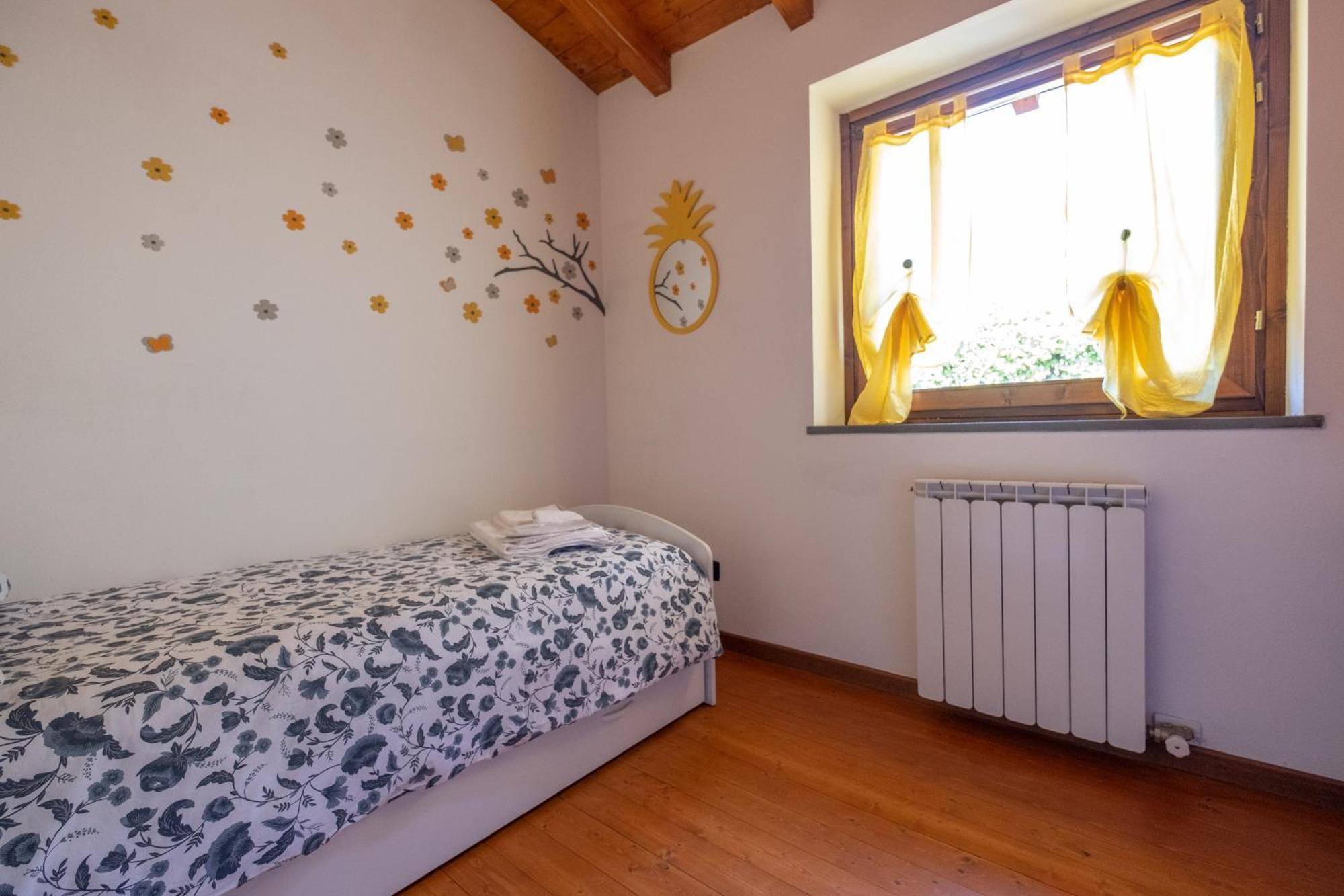 Happy Guest Apartments - Lake & Green Oasis Riva di Solto Exterior foto