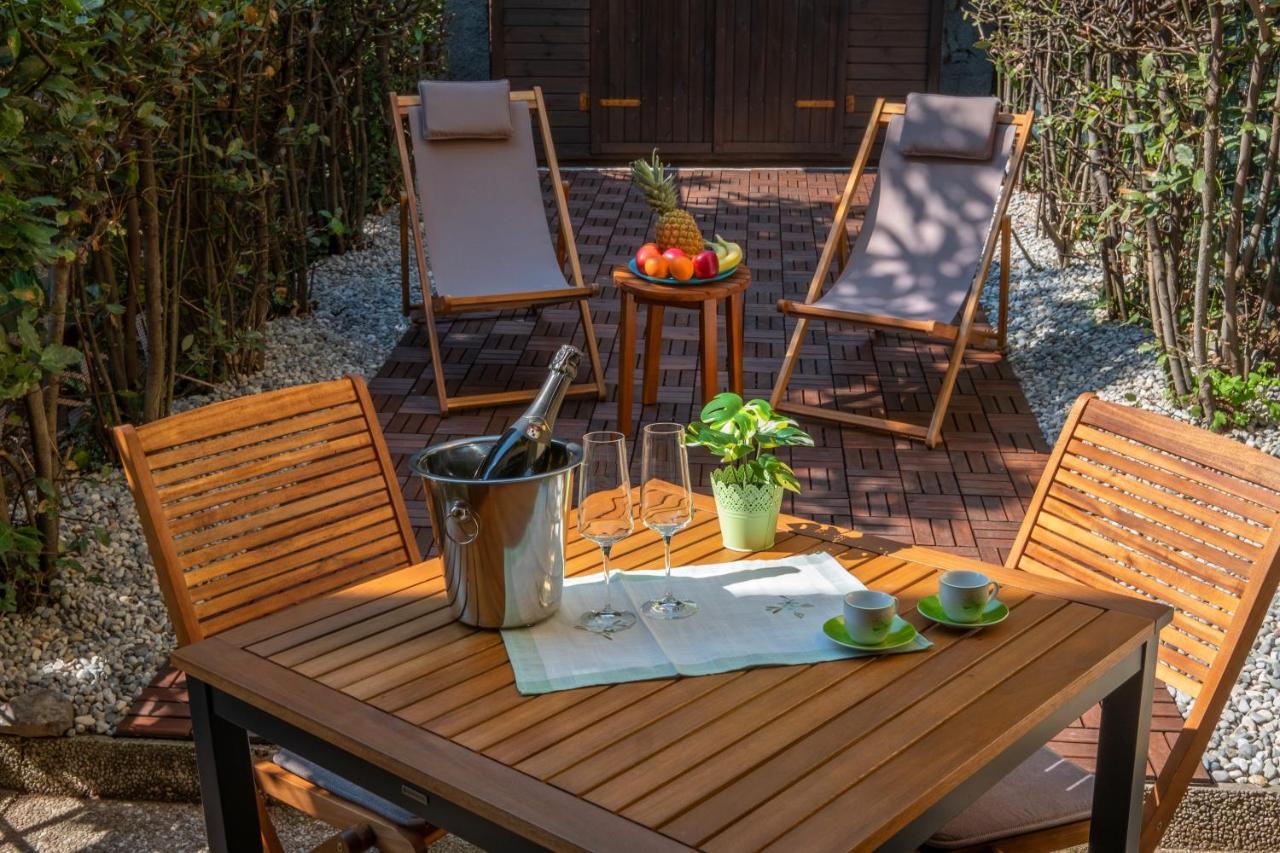 Happy Guest Apartments - Lake & Green Oasis Riva di Solto Exterior foto